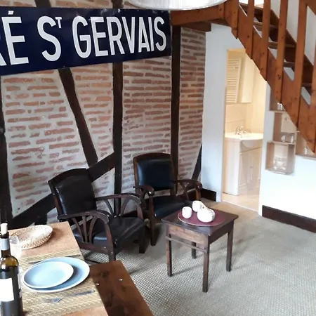 Le De L'atelier Apartment