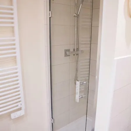 Le De L'atelier Apartment *